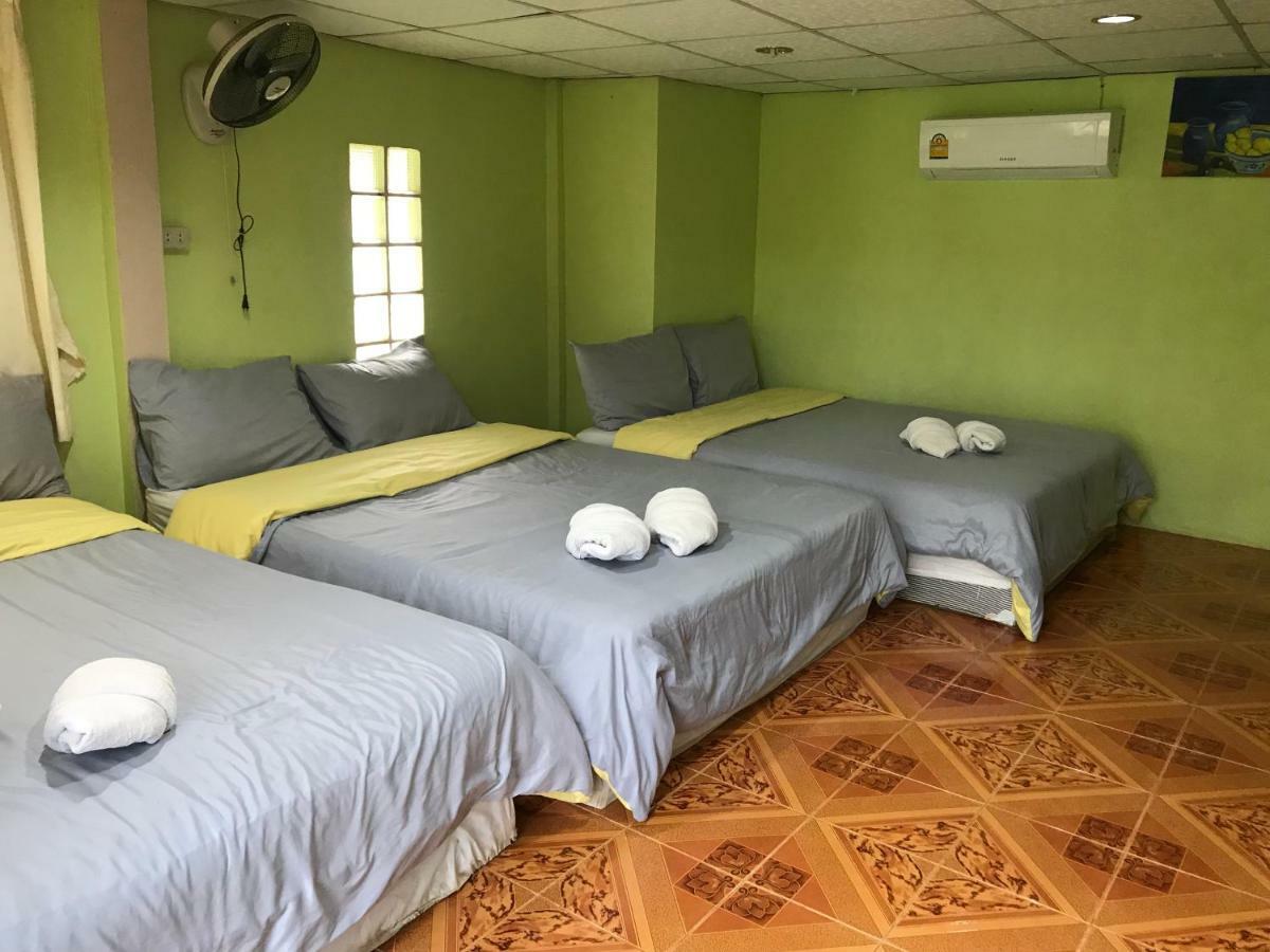 Phunaya Hotell Khao Kho Exteriör bild